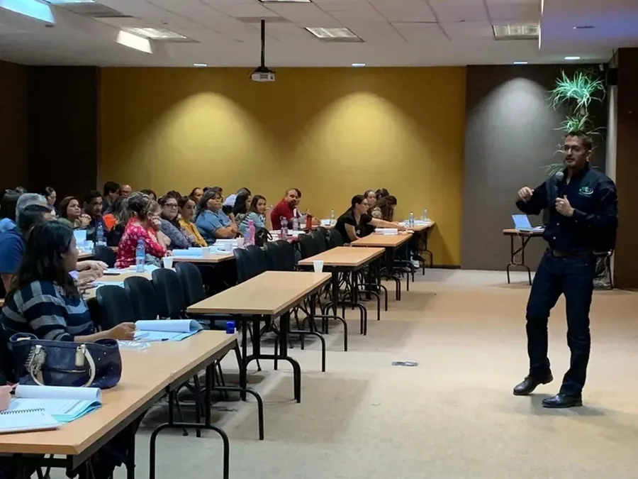 Haz tus prácticas o tu servicio social con niños con autismo